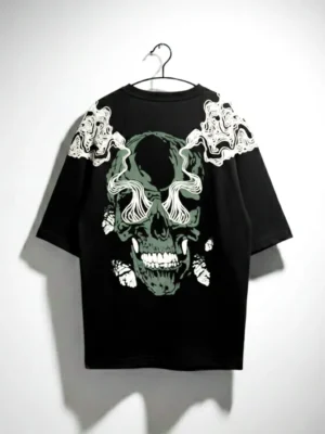 Oversized Skull Graphic T-Shirt